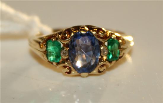 Sapphire & emerald ring(-)